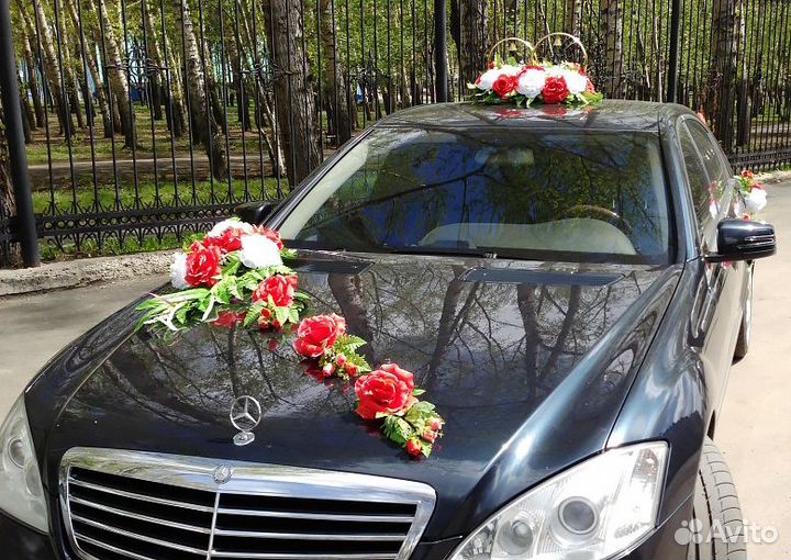 Свадебные украшения на автомобили