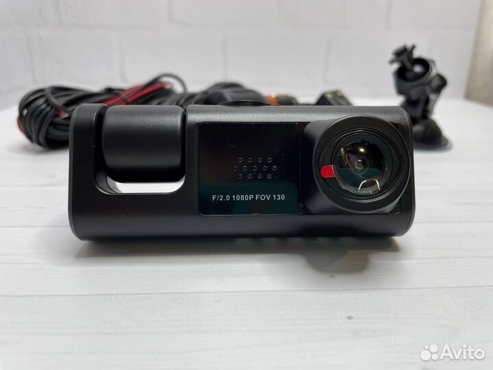 Bидeopeгистратoр 3 камеры