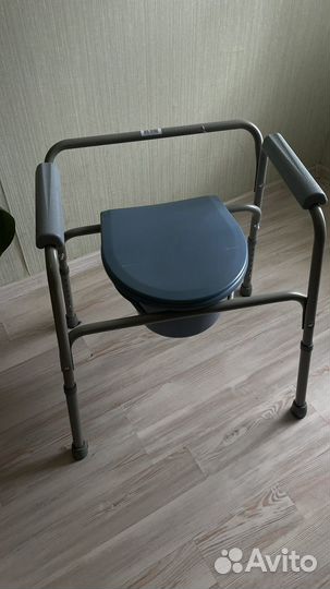 Туалетный стул