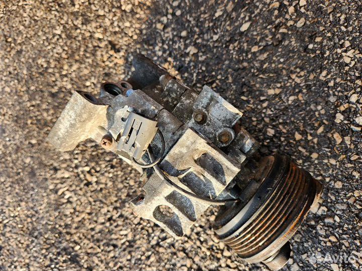 Компрессор кондиционера Mazda Cx-7 L3 2010