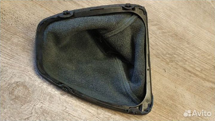 Чехол кулисы МКПП BMW E90 3-series (07-11)