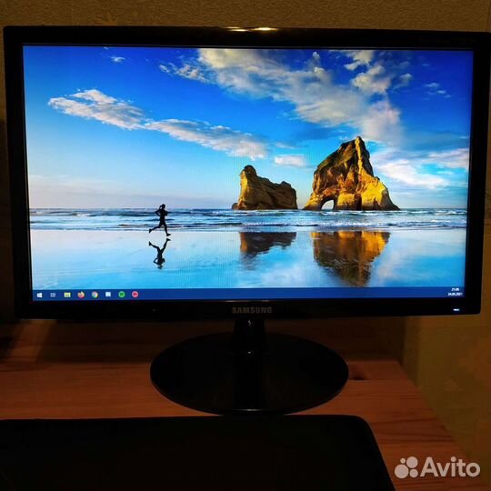 Монитор Samsung S20B300N