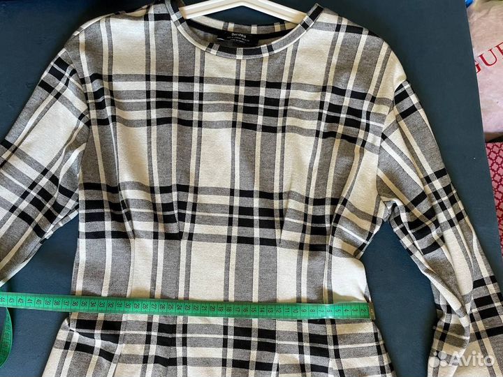 Платье Bershka