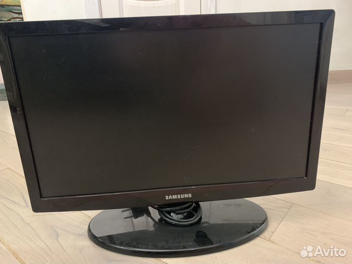 Телевизор LED 19