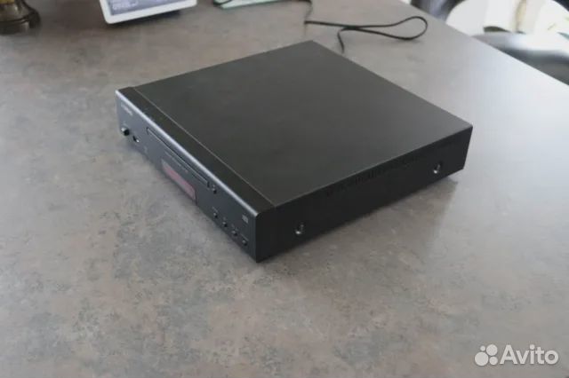 CD плеер Yamaha