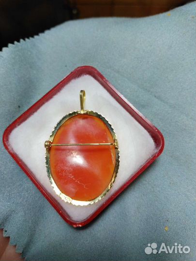 Брошь - камея