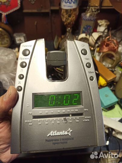 Радиочасы vitek