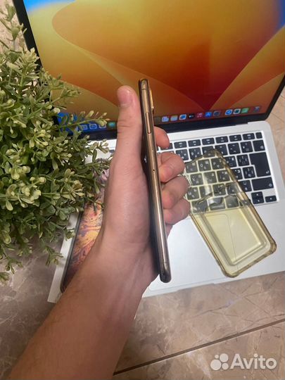iPhone Xs Max, 64 ГБ