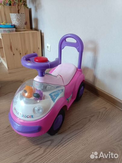 Детская машинка толокар каталка