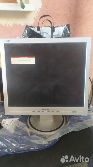 Монитор Philips
