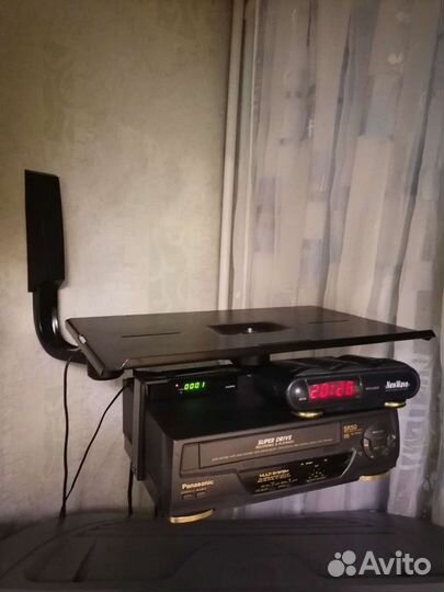 Кроштейн для телевизора