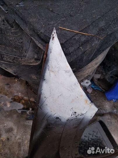 Крыло BMW X1 E84 правое