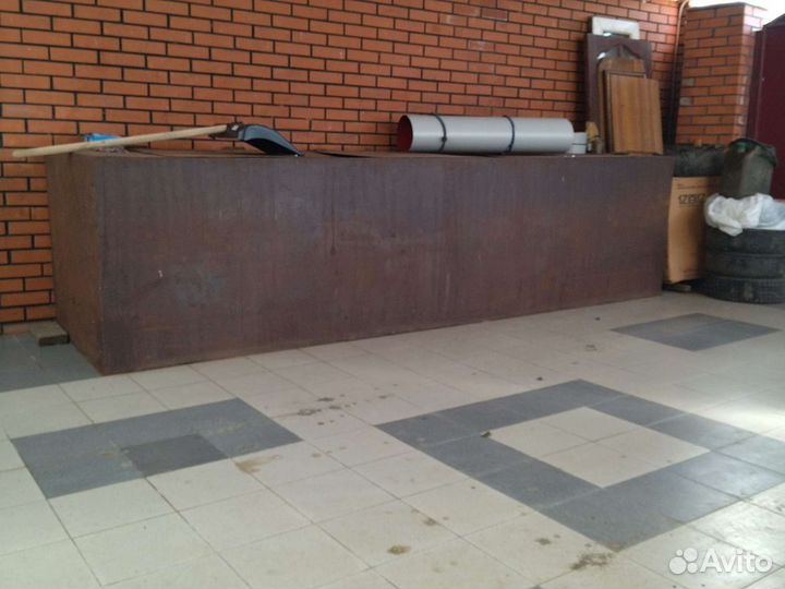 Ящик железный для зерна