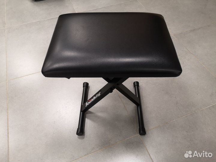 Новая банкетка Soundking DF019