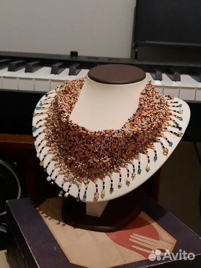 Колье косынка на шею из бисера