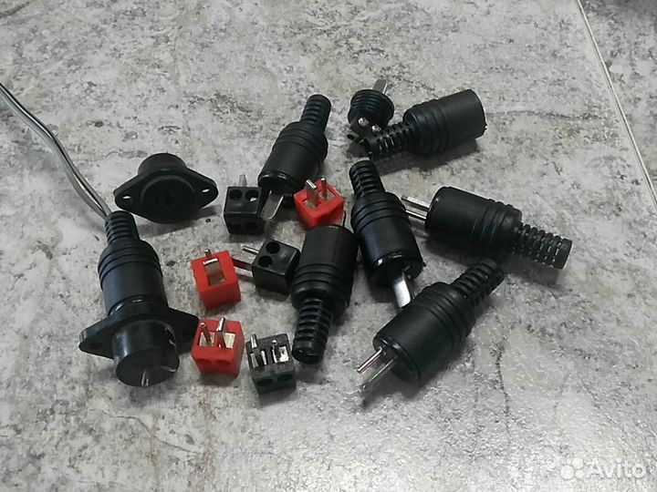 Штекер для акустических систем