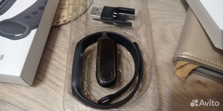 Часы mi band 8