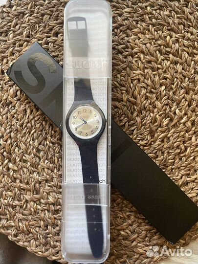 Оригинальные наручные часы Swatch skin svun101