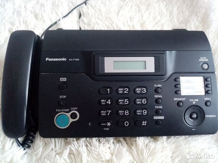 Телефакс Модель Panasonic KX-FT932RU