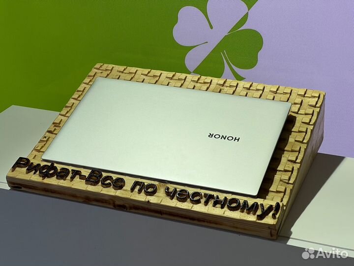 Игровой Honor 16.1