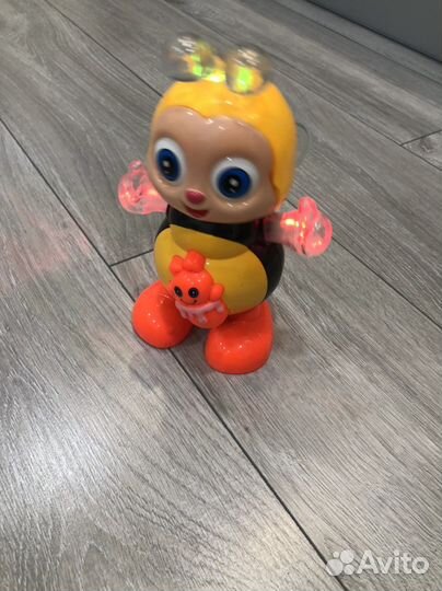 Танцующая пчёлка