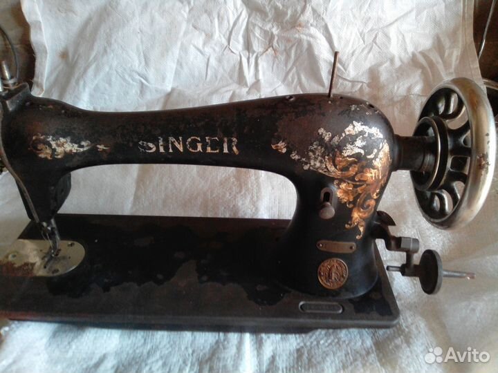 Швейная машинка 