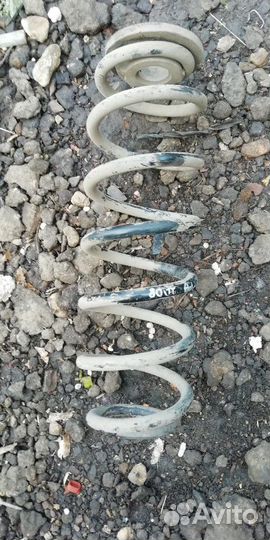 Пружина задняя Skoda Superb 2.0 1997 - 2010