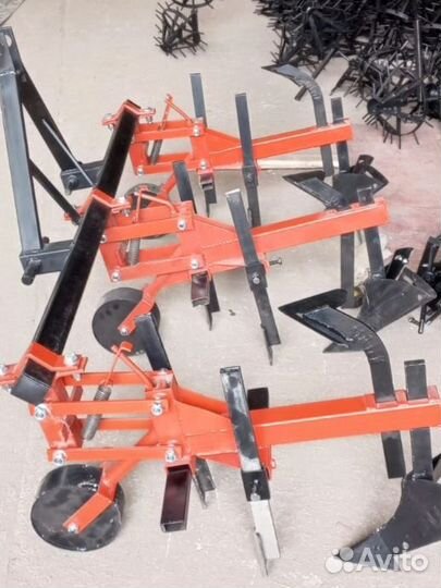 Культиватор-окучник ко-3 на минитрактор