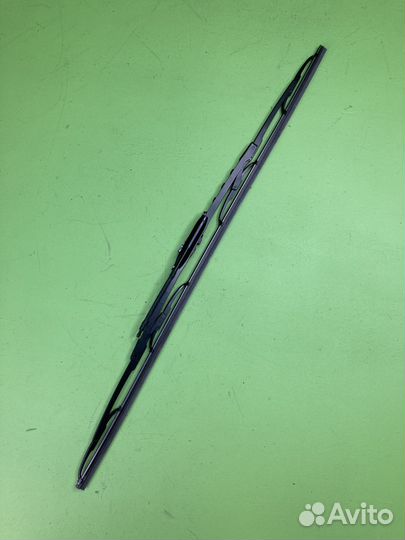 Щетка стеклоочистителя 650 мм (с форс. омыв) \RVI