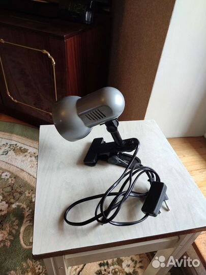 Лампа настольная