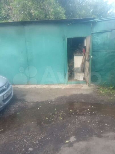 Гараж, > 30 м²