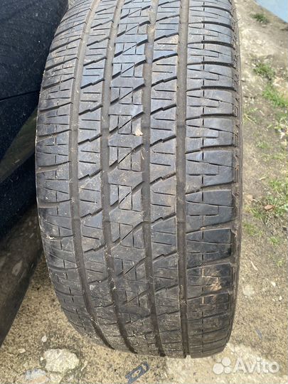 Bridgestone Dueler H/L 285/45 R22