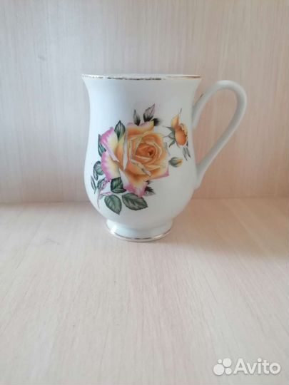 Фарфоровый молочник