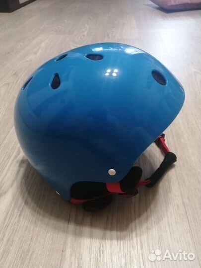 Шлем с очками горнолыжный