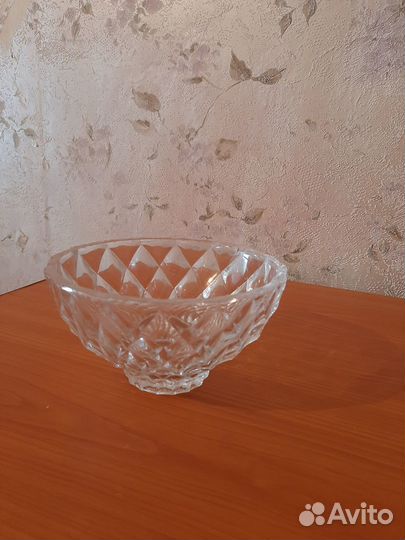 Набор хрустальных салатниц из 7 блюд