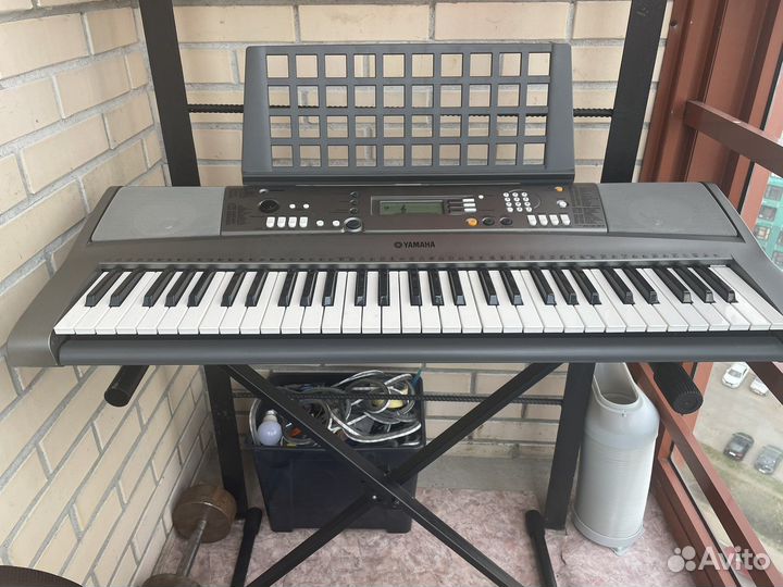 Синтезатор yamaha psr 300
