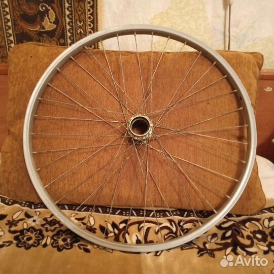 Покрышка 20 и колёса 24 велосипедные СССР