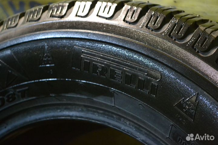 Pirelli Winter Carving Edge 235/65 R17