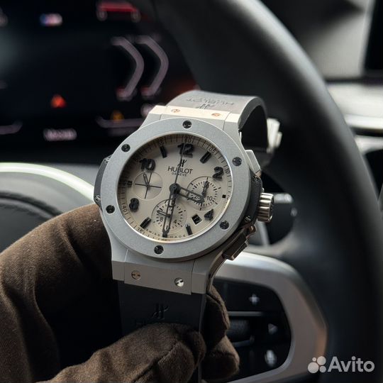 Часы Hublot big bang 44mm titanium