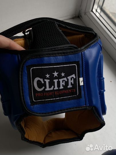 Продам шлем и перчатки для бокса