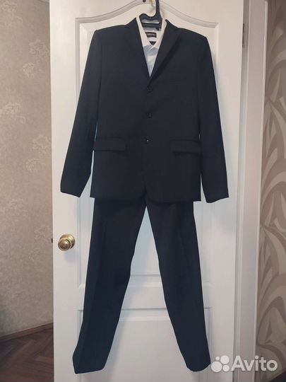 Костюм брючный