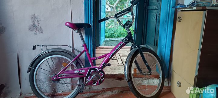 Велосипед для девочек 7-10 лет