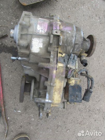 Коробка раздаточная Kia Sorento 03-09 473004c110