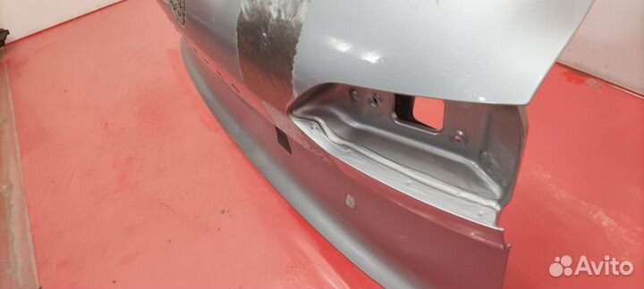 Крышка багажника Volkswagen Touareg 3