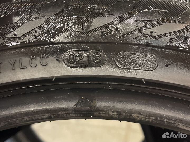 Nokian Tyres Hakkapeliitta 9 245/45 R18 100T