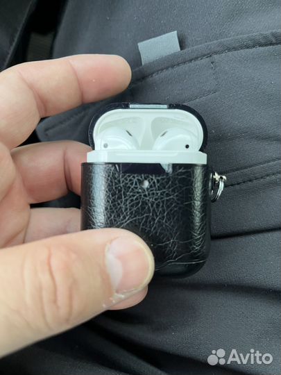 Беспроводные наушники apple airpods 2