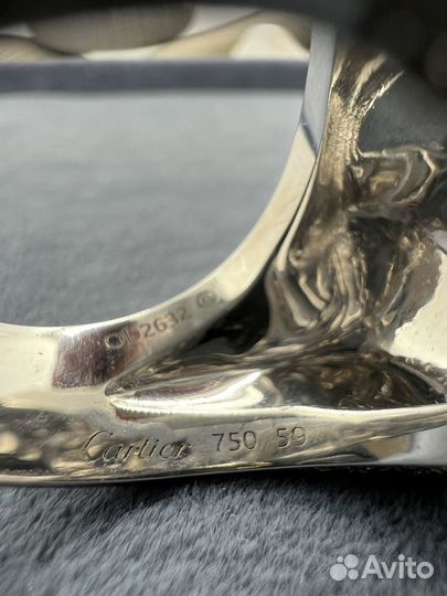 Золотое кольцо Panthere de Cartier