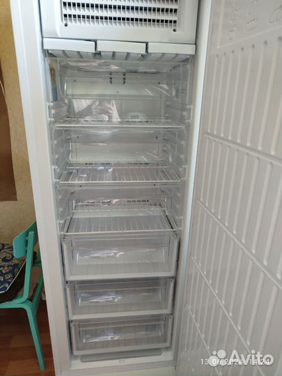 Морозильная камера indesit