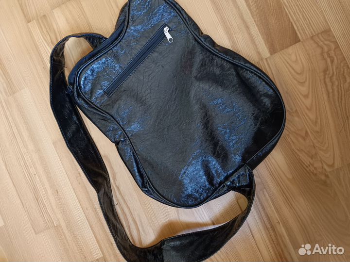 Кожаная сумка через плечо