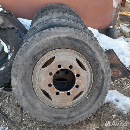 Продам колесо на ЗИЛ